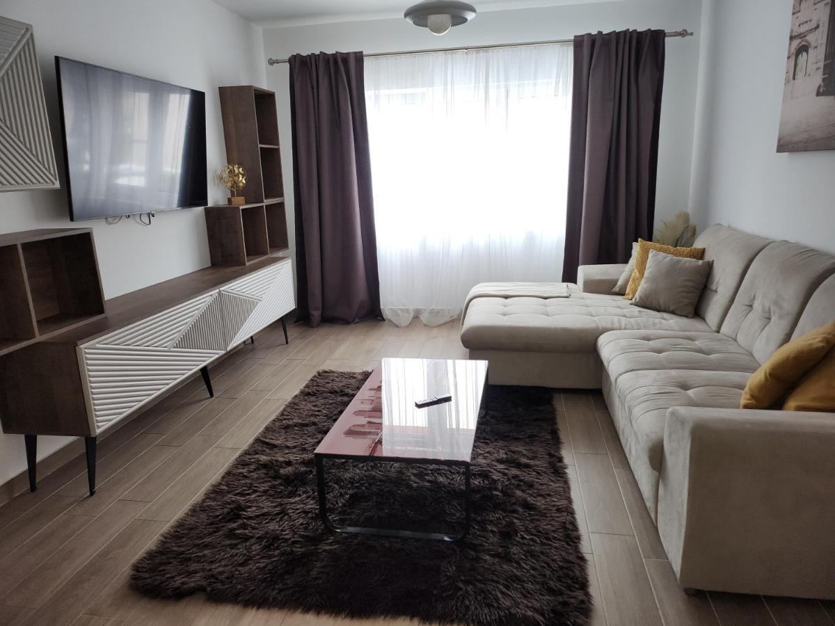 Armony Apartment Braşov Buitenkant foto